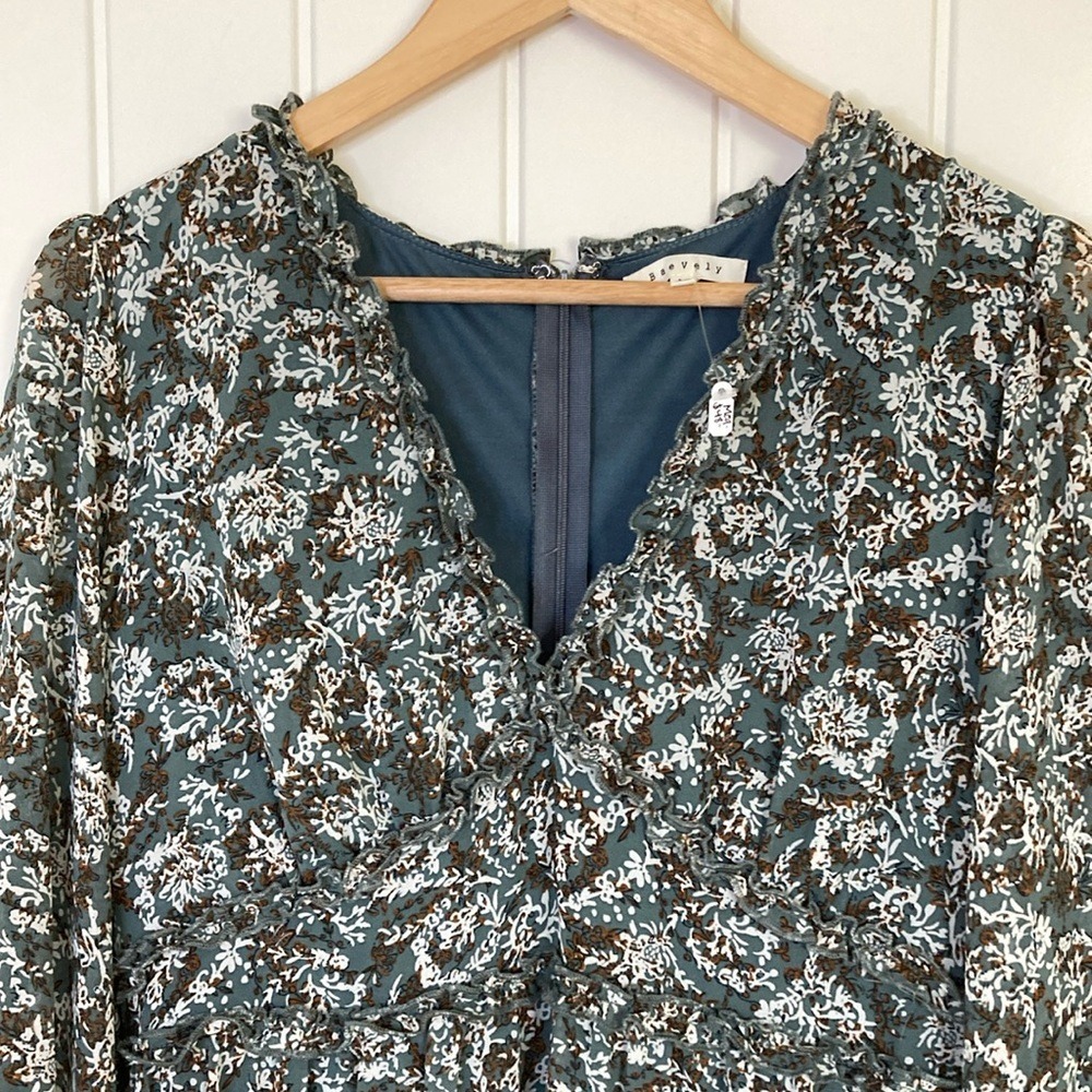 Bae Vely Womens Floral Long Sleeve Tiered Maxi Dress Size M Green Cottagecore - Picture 3 of 14